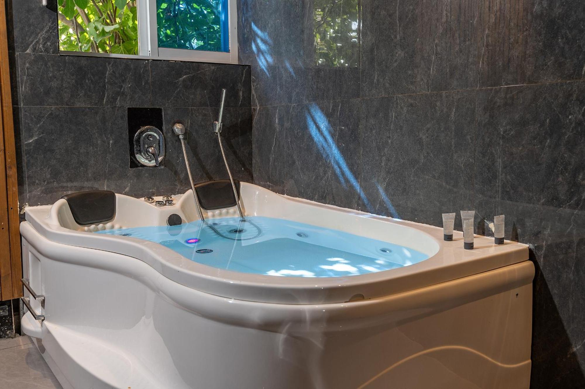 Lago Suites Hotel Baitulmaqdis Luaran gambar
